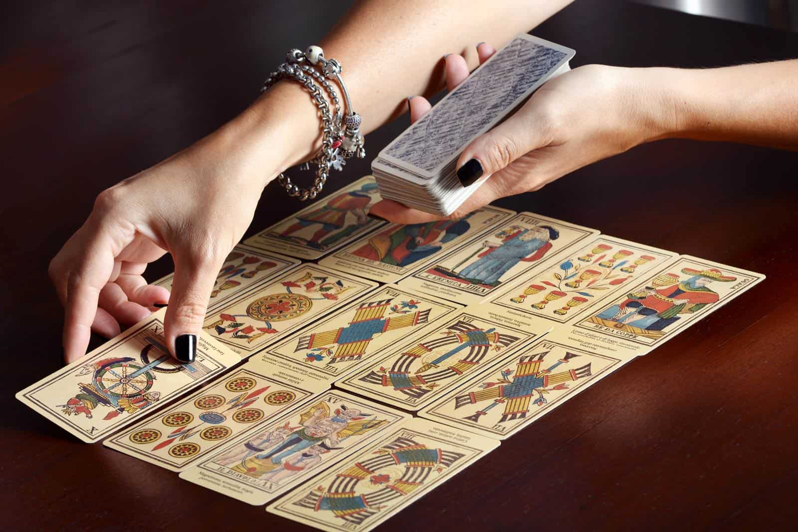 otvaranje tarot karte